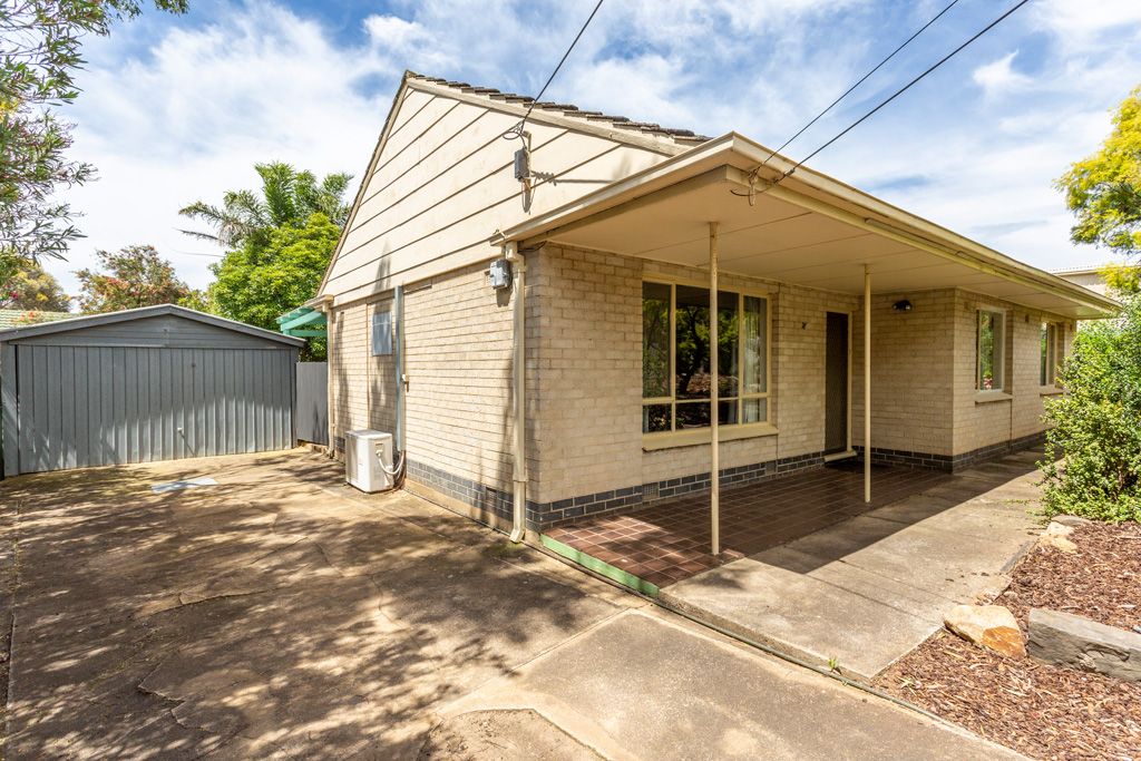 6 Grantham Place, Valley View SA 5093