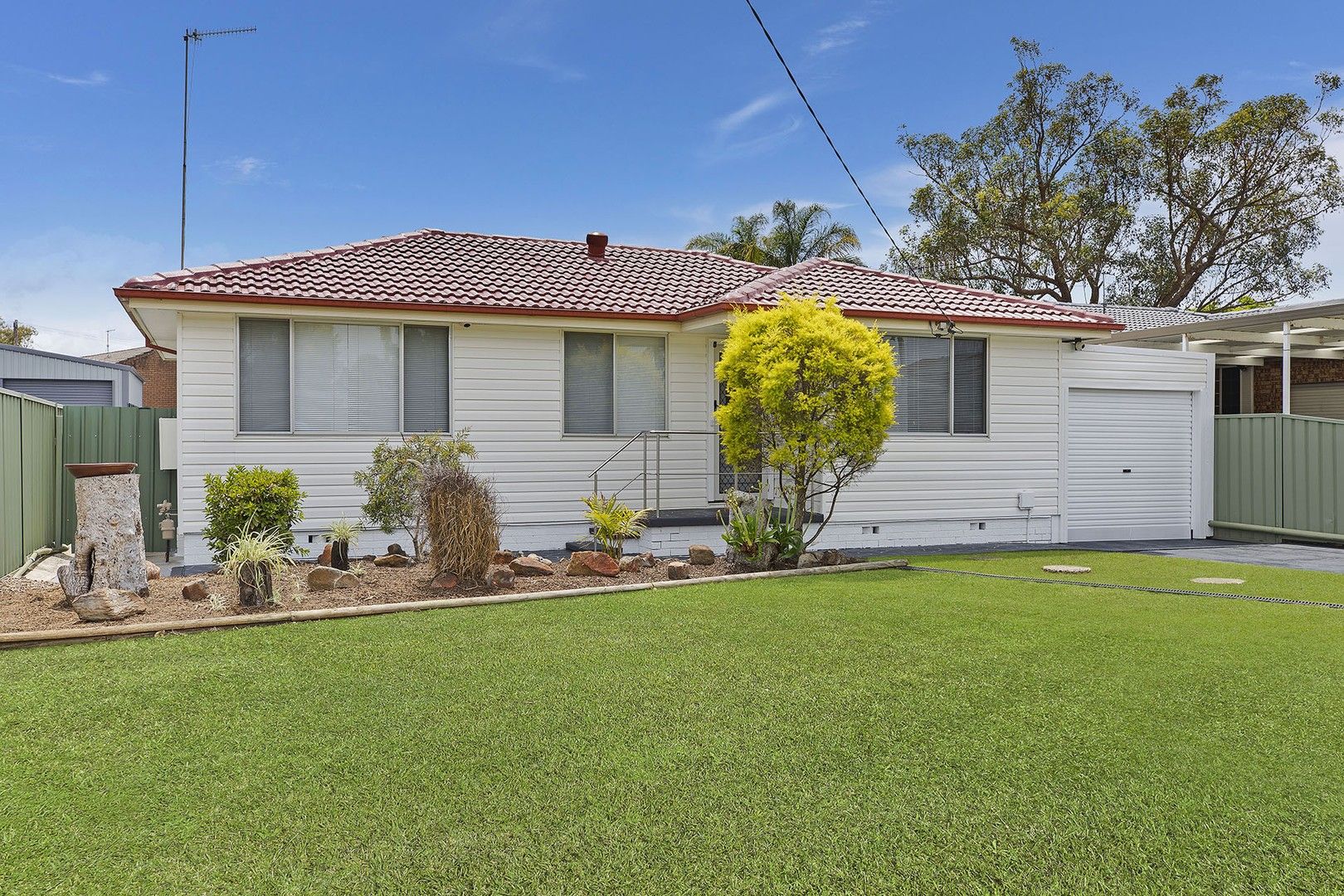 19 Platypus Road, Berkeley Vale NSW 2261, Image 1