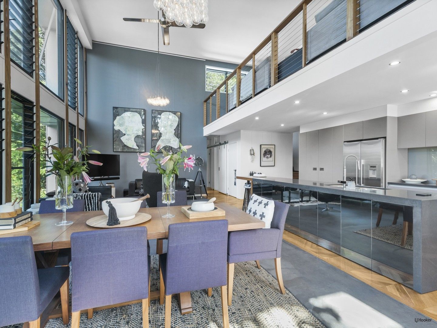 3 bedrooms House in 6 Yagoi Place CURRUMBIN VALLEY QLD, 4223