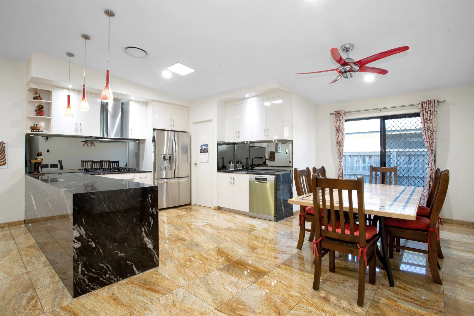 Additional image 3 of 87 Oldmill Drive, Beaconsfield QLD 4740