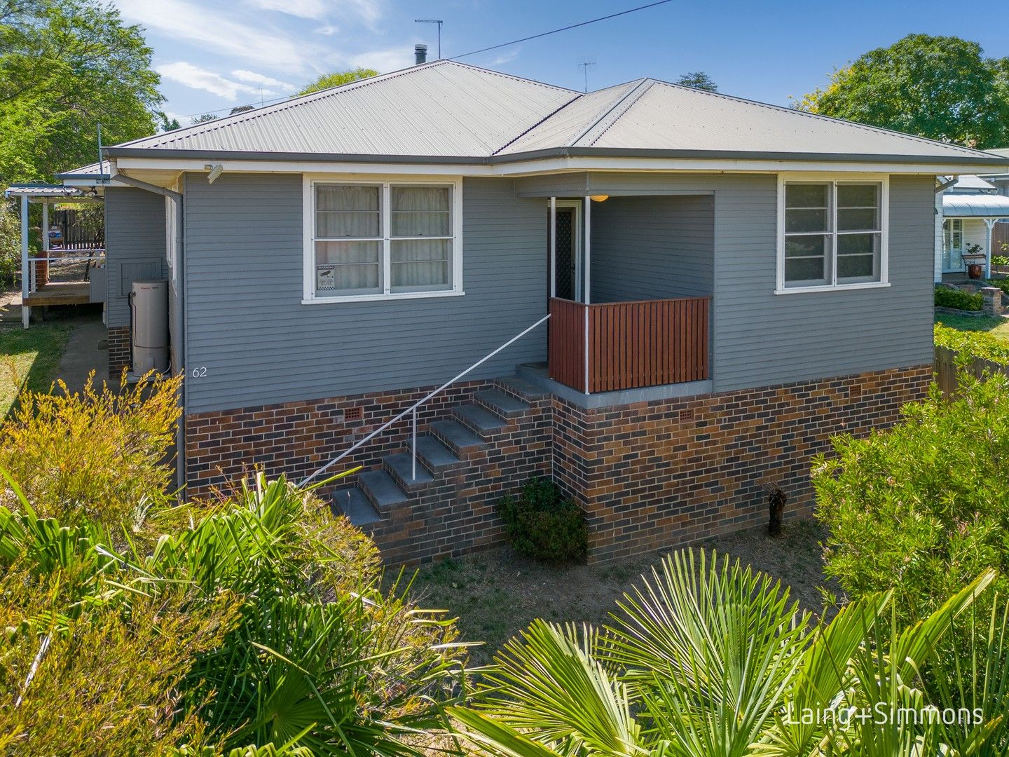 4 bedrooms House in 62 Faulkner Street ARMIDALE NSW, 2350