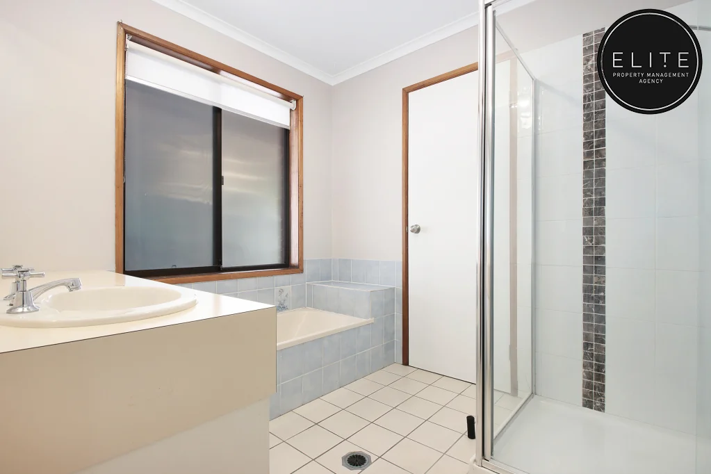 Additional image 8 of 1 Kimberley Court, Lavington NSW 2641