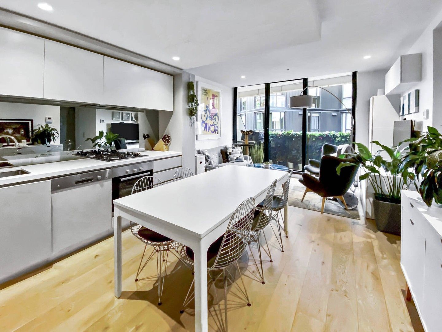 2 bedrooms Apartment / Unit / Flat in 522/4 Acacia Place ABBOTSFORD VIC, 3067
