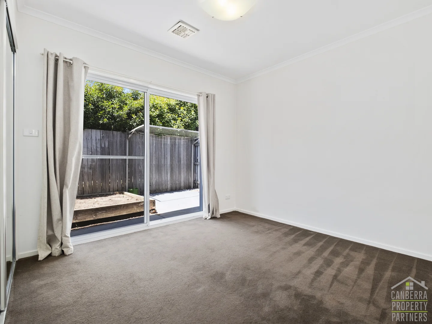 Additional image 12 of 16 Ballantyne Crescent, Franklin ACT 2913