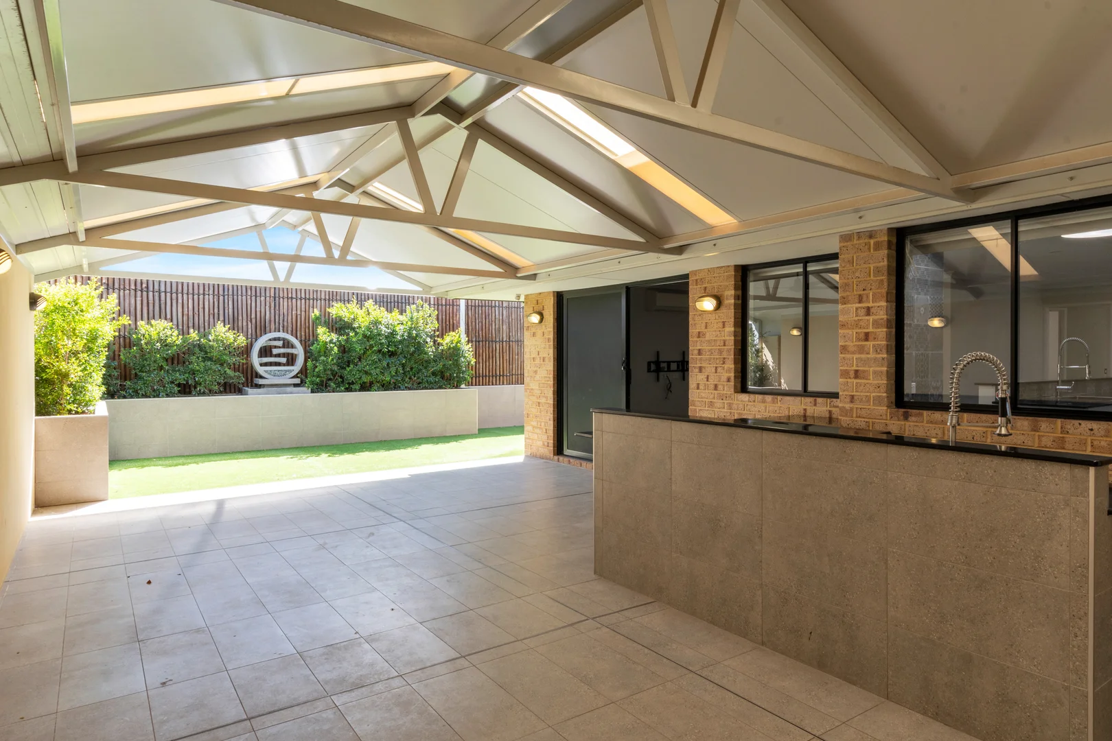 Additional image 16 of 28 Brixham Way, Warnbro WA 6169