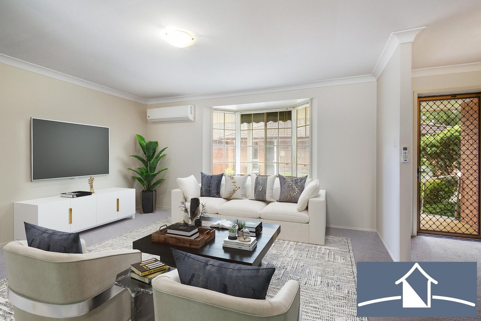 2 bedrooms Villa in 2/12-14 MacArthur Parade WOY WOY NSW, 2256