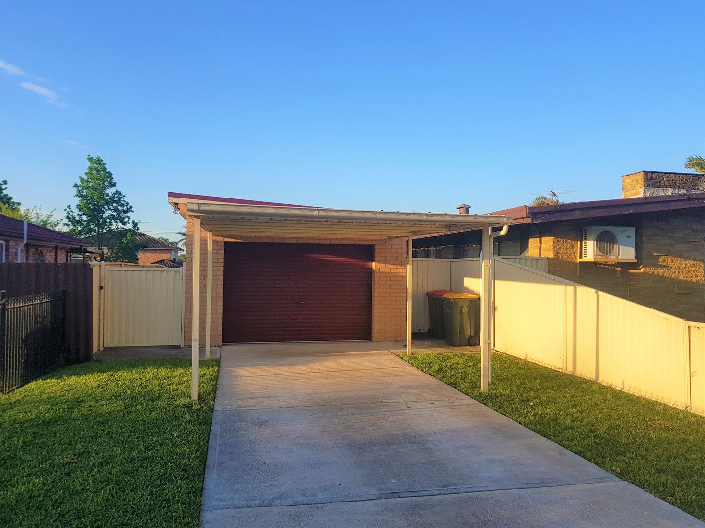 2 bedrooms Semi-Detached in 9b Galton Street SMITHFIELD NSW, 2164