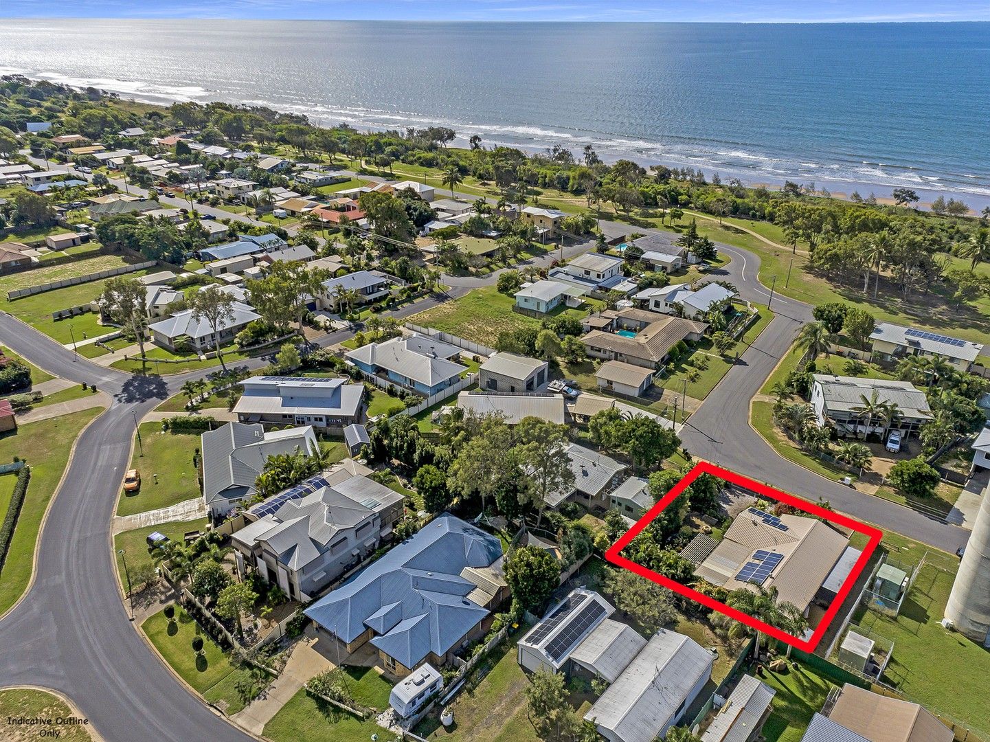 17 Poinciana Ct, Moore Park Beach QLD 4670, Image 0