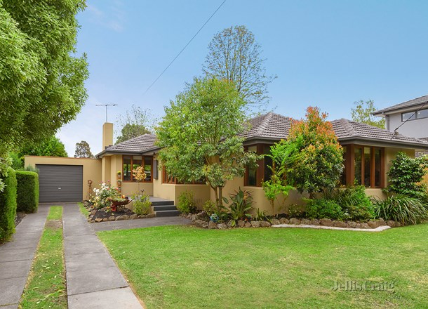 2 Grayling Crescent, Croydon VIC 3136