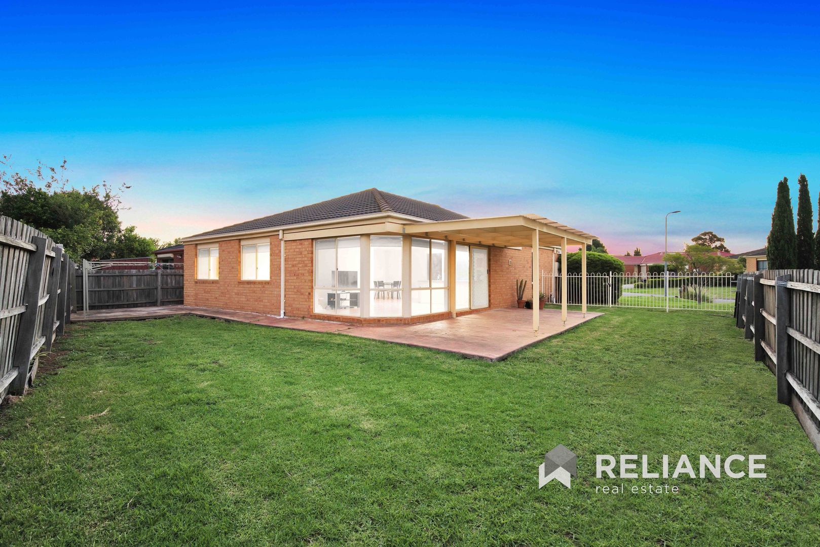 12 Denver Court, Hoppers Crossing VIC 3029, Image 2