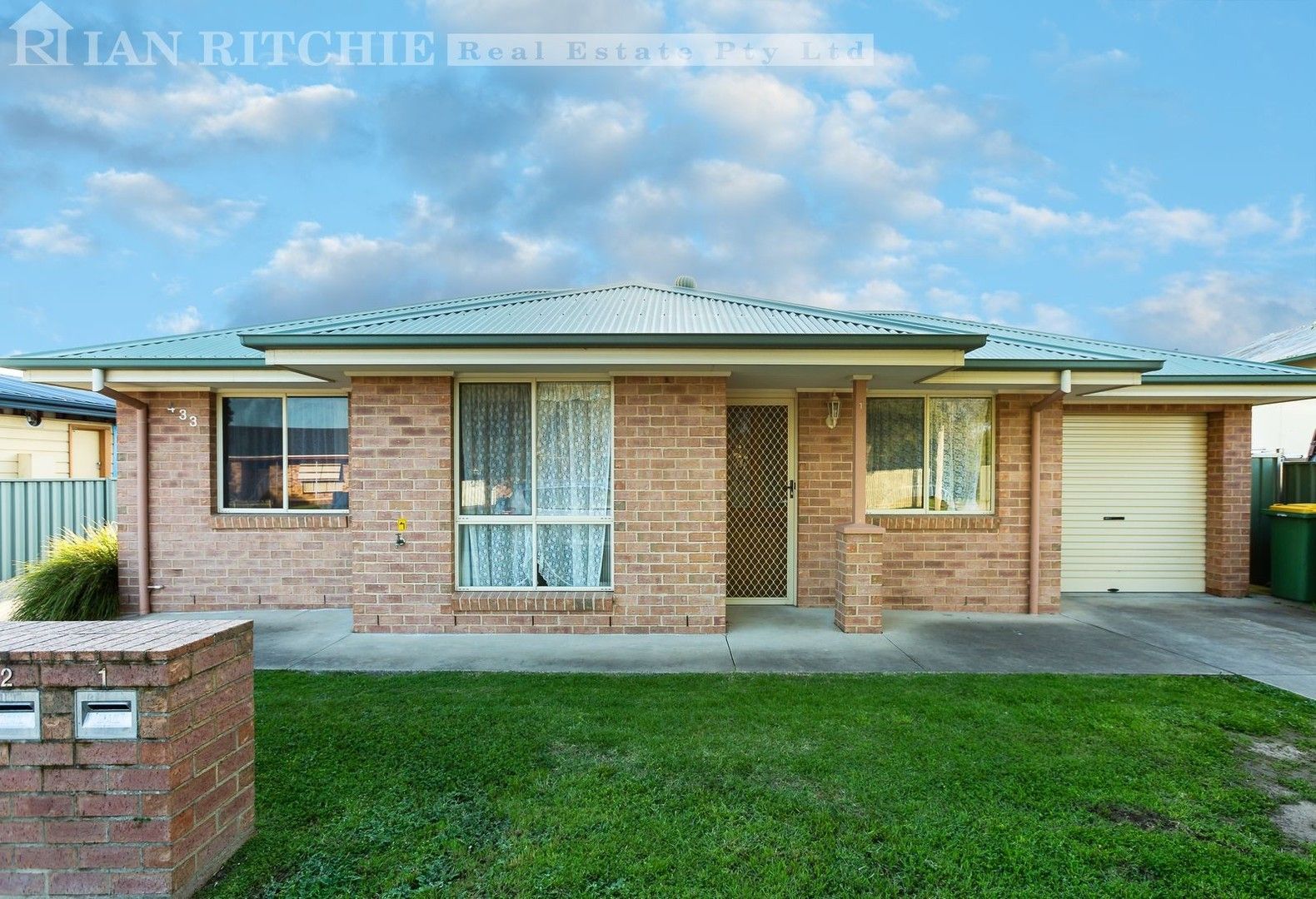 1-4/433 Prune Street, Lavington NSW 2641, Image 0