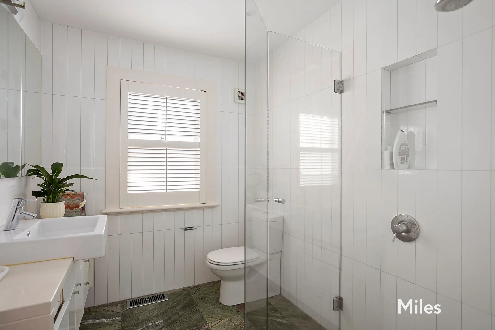 Additional image 9 of 8 Rosedale Grove, Ivanhoe VIC 3079