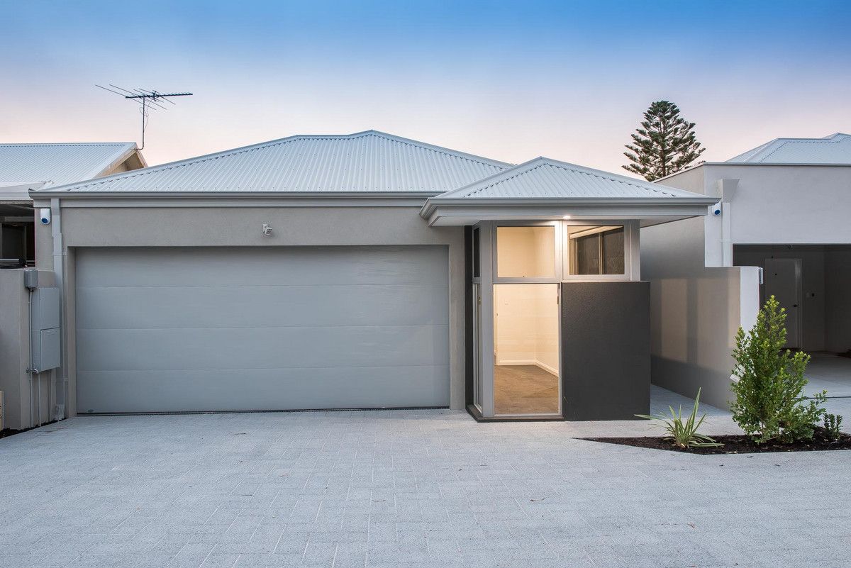 4 bedrooms House in Lot 2141 Moncrief Parade GOLDEN BAY WA, 6174