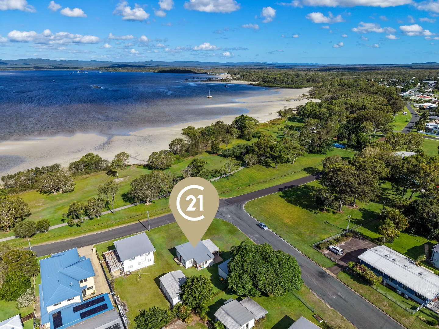 Additional image 10 of 64 Esplanade, Tin Can Bay QLD 4580