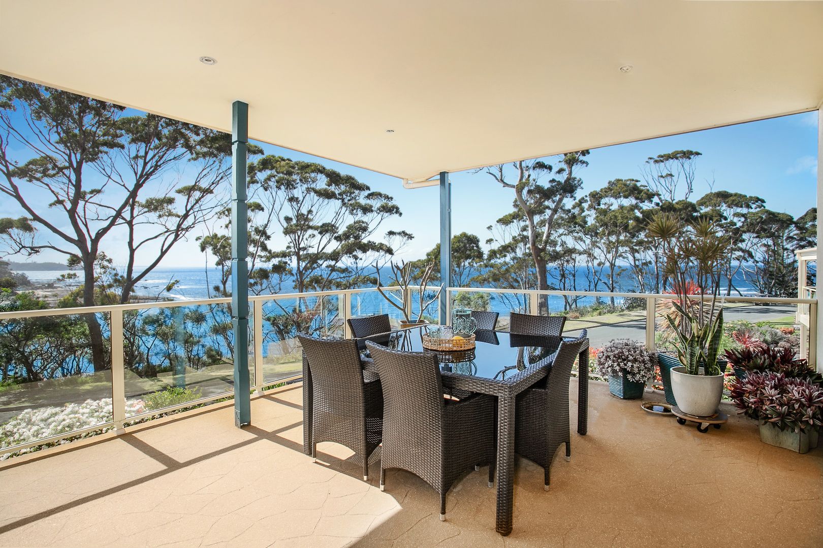 10 Shipton Crescent, Mollymook NSW 2539, Image 2