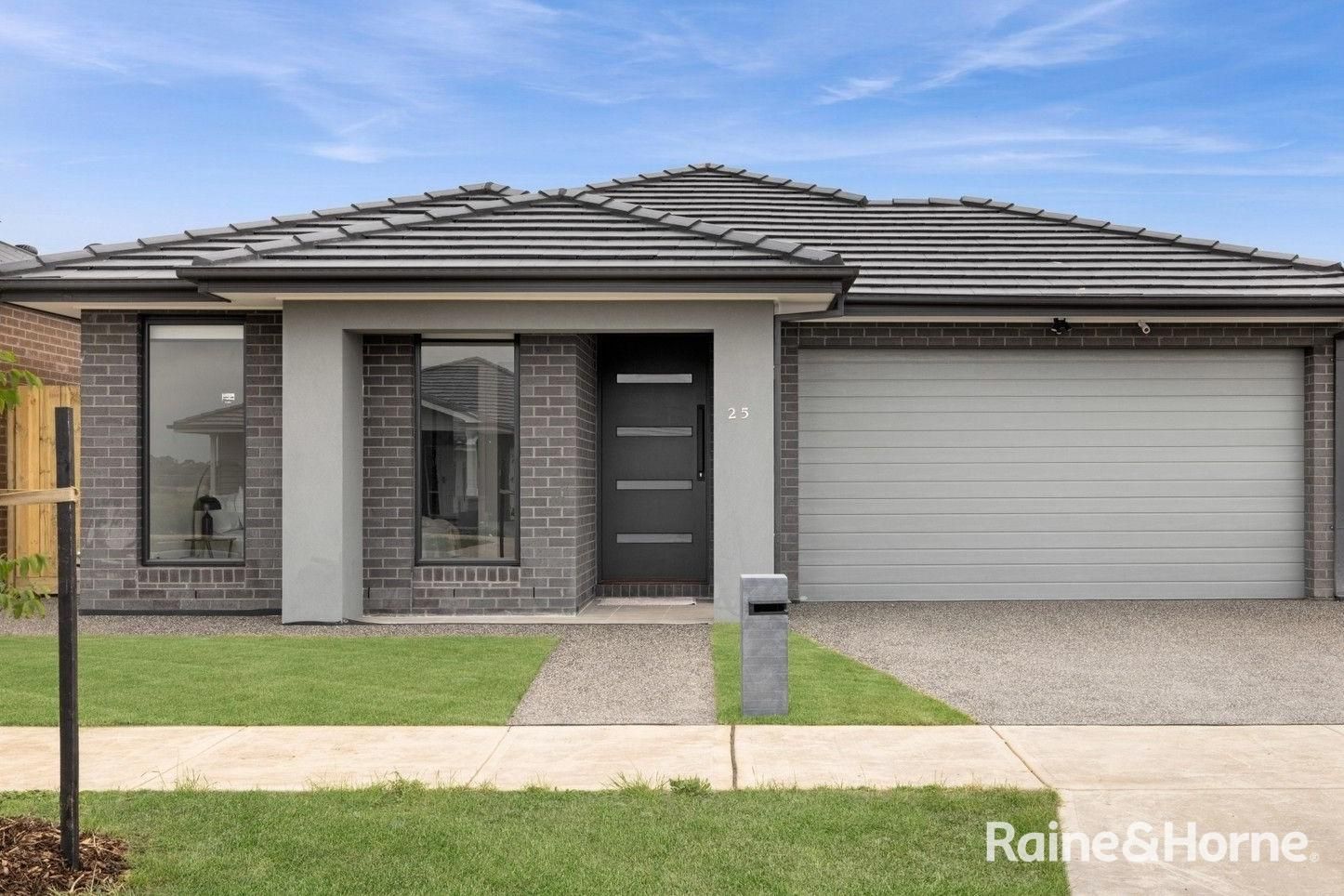 25 Macara Street, Sunbury VIC 3429, Image 0