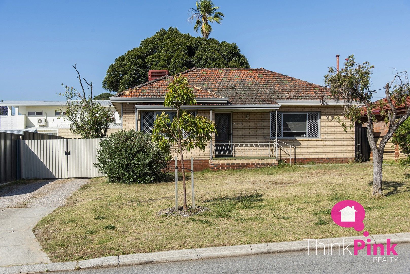 3 bedrooms House in 3 Williamson Avenue BELMONT WA, 6104