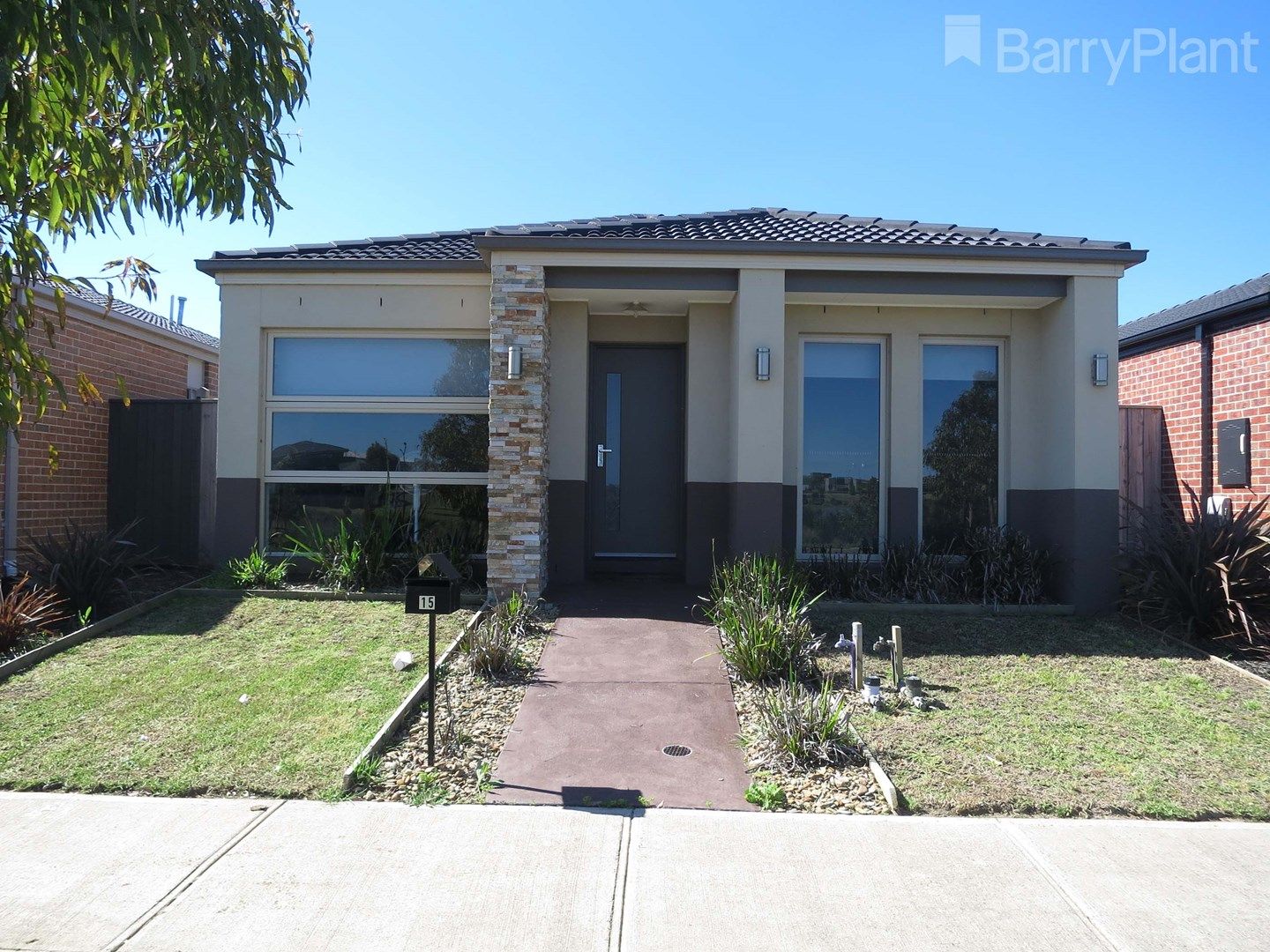 15 Frankland Street, Clyde North VIC 3978, Image 0