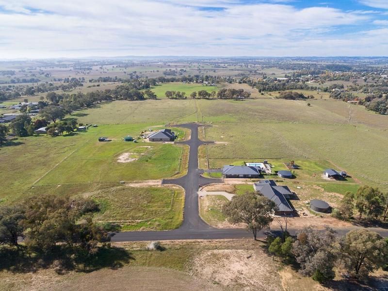 8, 16 Foys Drive, Molong NSW 2866, Image 2