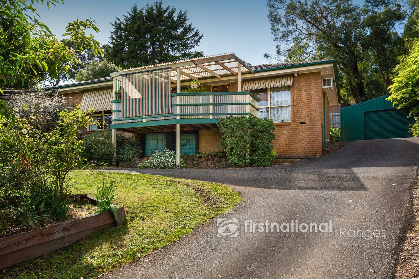 10 Devon Avenue, Cockatoo VIC 3781, Image 0