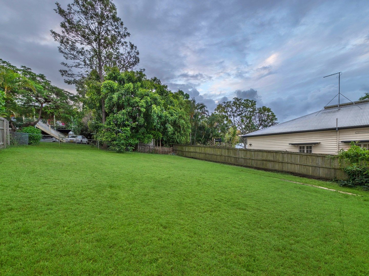 22 Dover Street, Hawthorne QLD 4171, Image 0