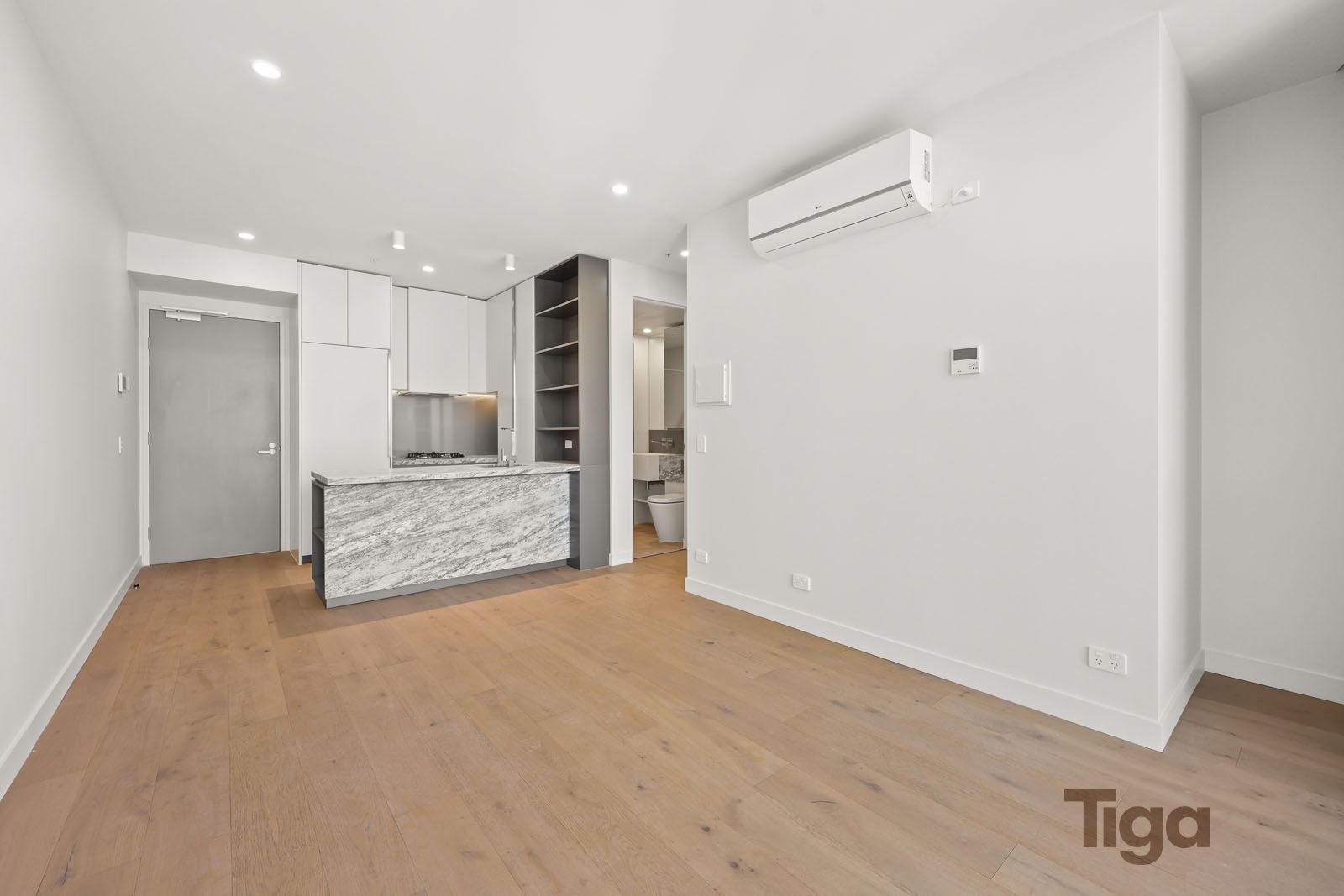 1 bedrooms Apartment / Unit / Flat in 3002/301 King Street MELBOURNE VIC, 3000
