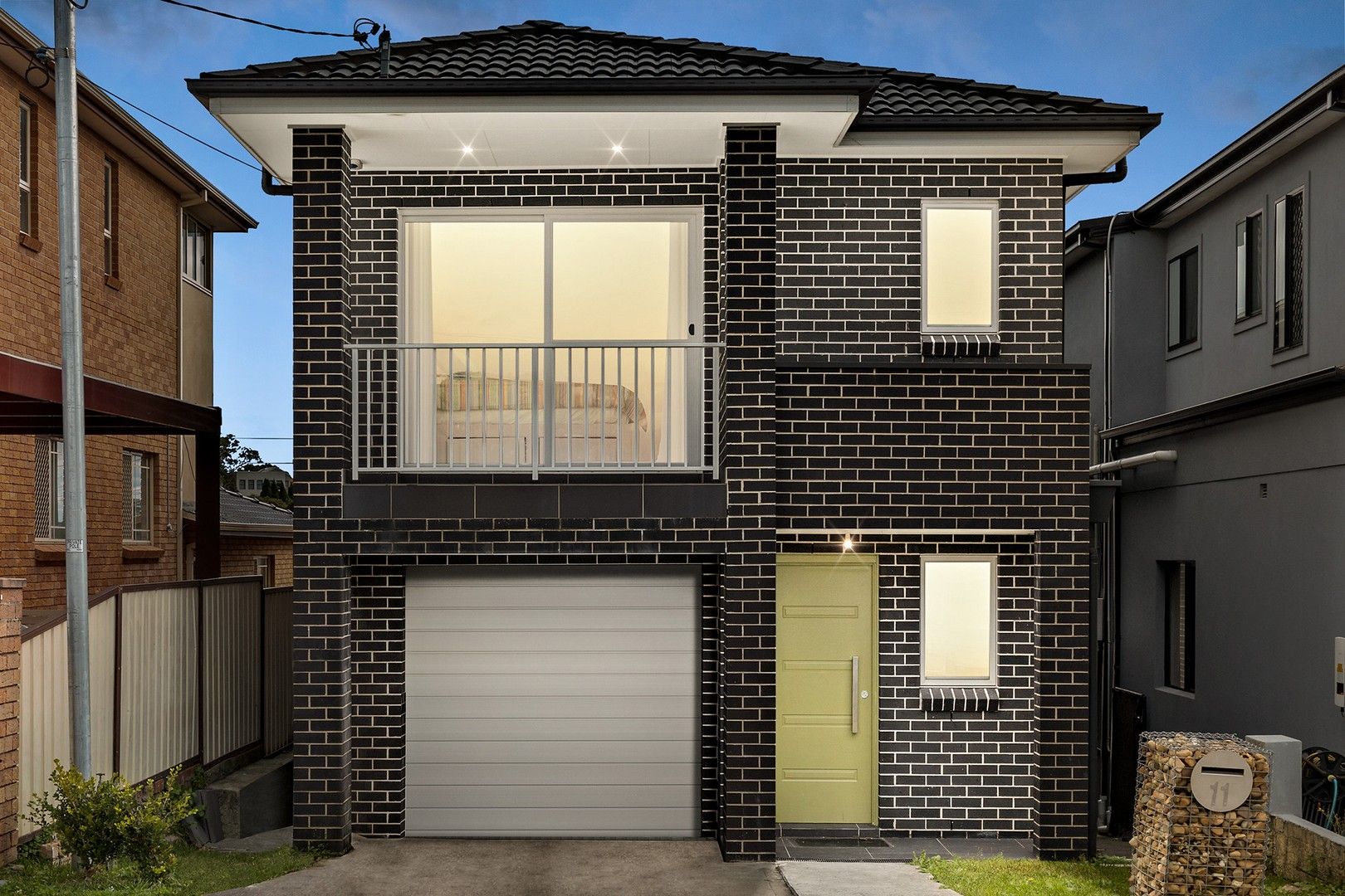 4 bedrooms House in 11 Barden Street ARNCLIFFE NSW, 2205