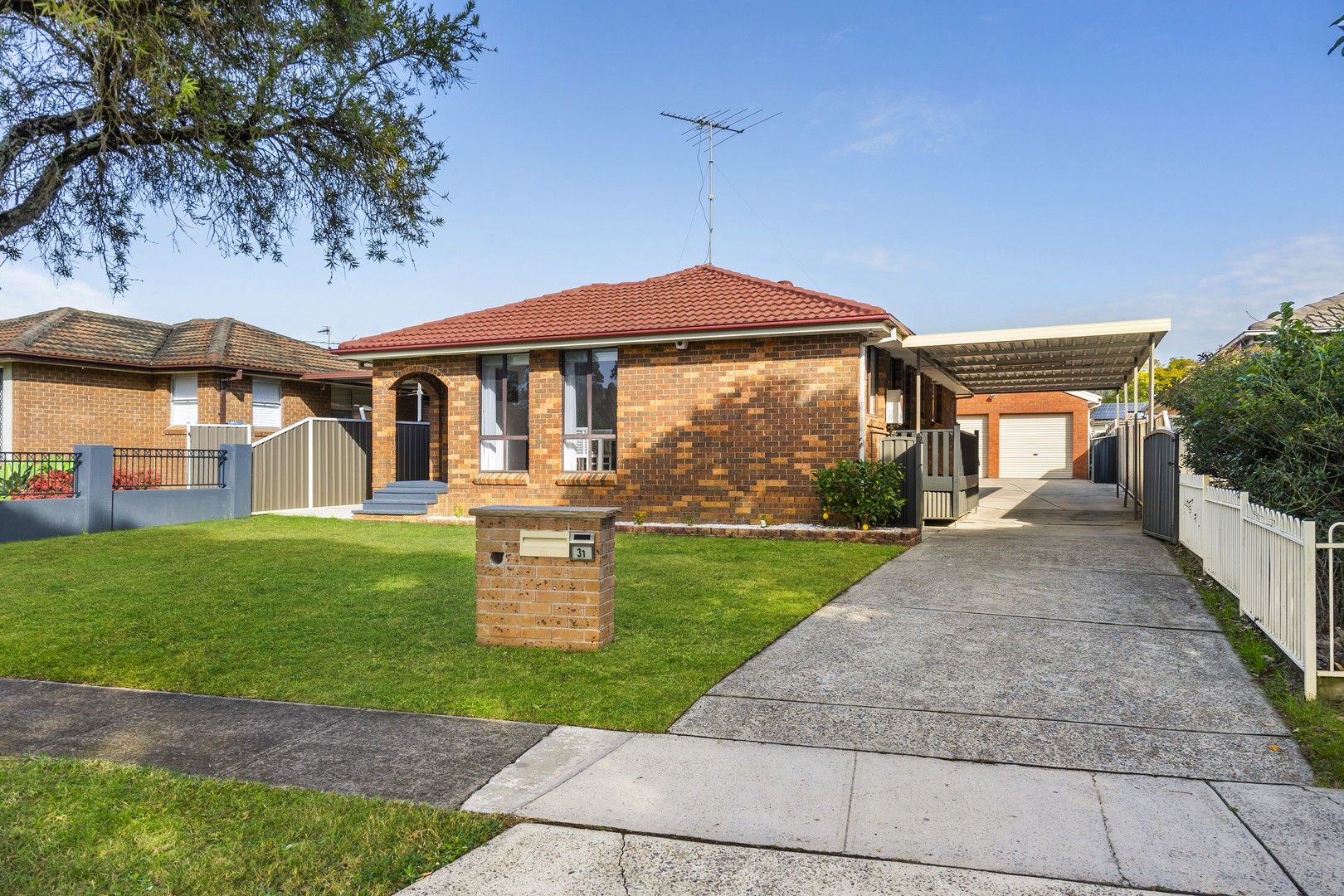 3 bedrooms House in 31 Jasmine Avenue QUAKERS HILL NSW, 2763