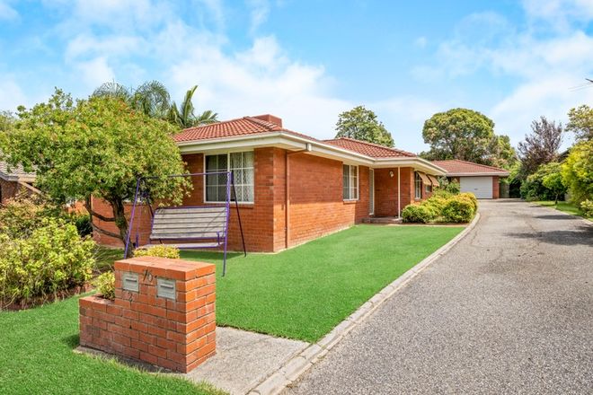 Picture of 2/76 Western View Drive, WEST ALBURY NSW 2640