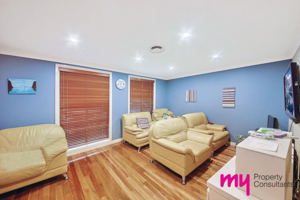 36 Donalbain Circuit, Rosemeadow NSW 2560, Image 1