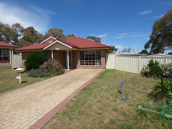 8 Parkview Crescent, Harden NSW 2587, Image 0