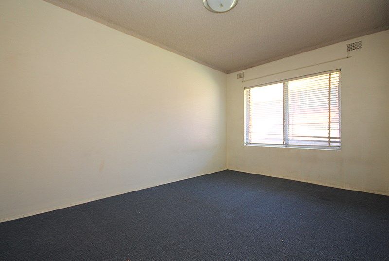 2/85-87 Chapel Road, Bankstown NSW 2200, Image 2