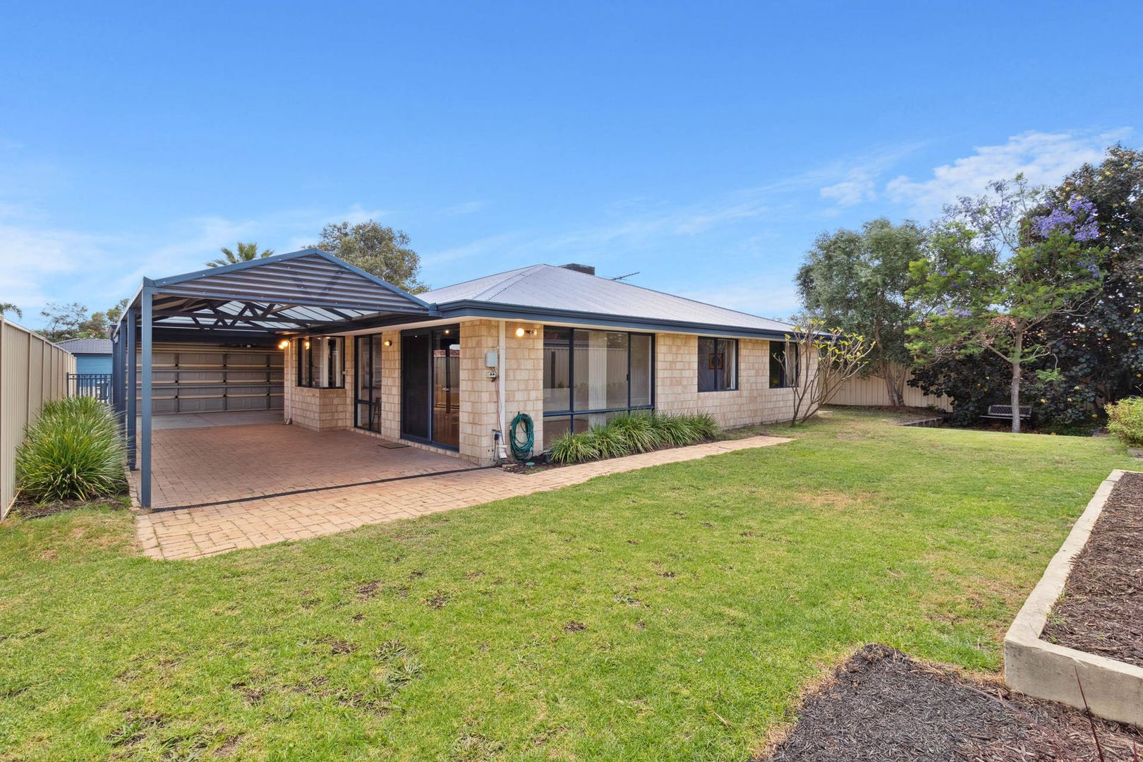 12 Gentle Circle, South Guildford WA 6055, Image 2