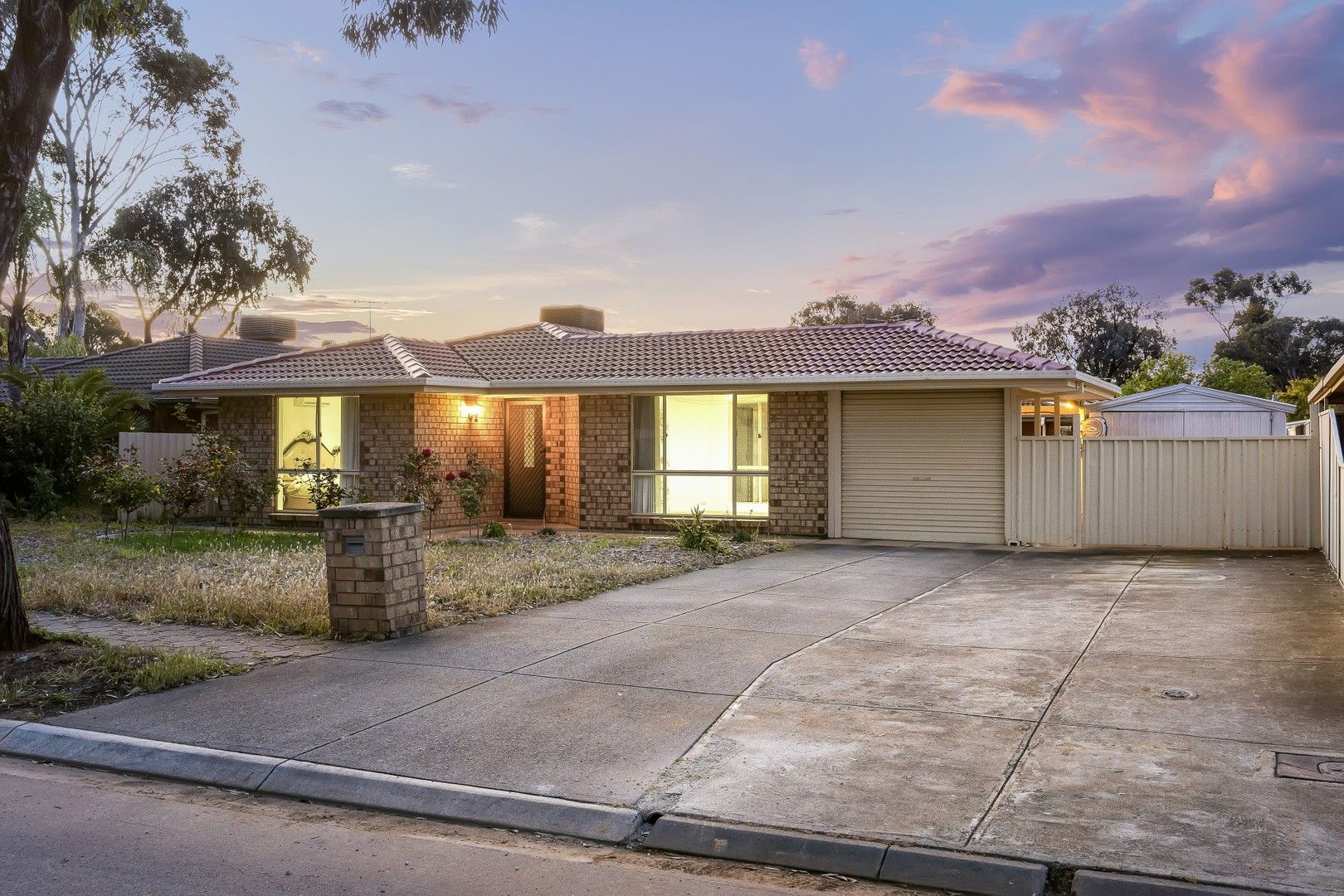 3 bedrooms House in 17 McQueen Court PARALOWIE SA, 5108