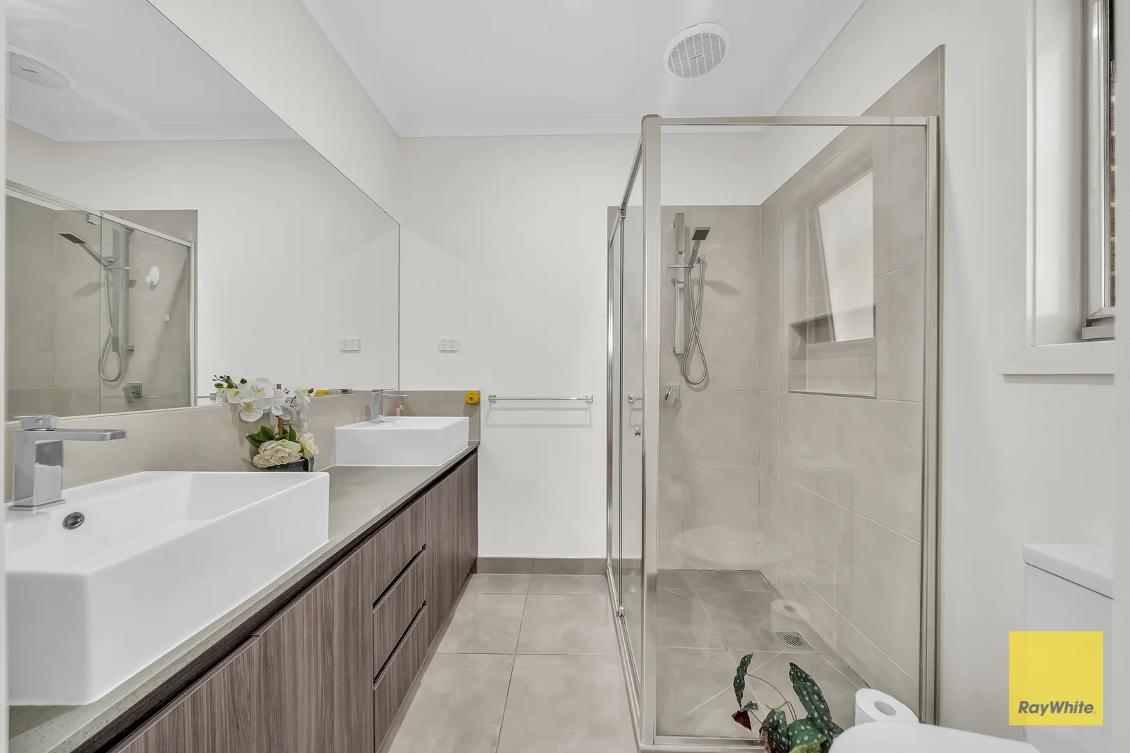 Additional image 7 of 71 Warrigal Drive, Aintree VIC 3336