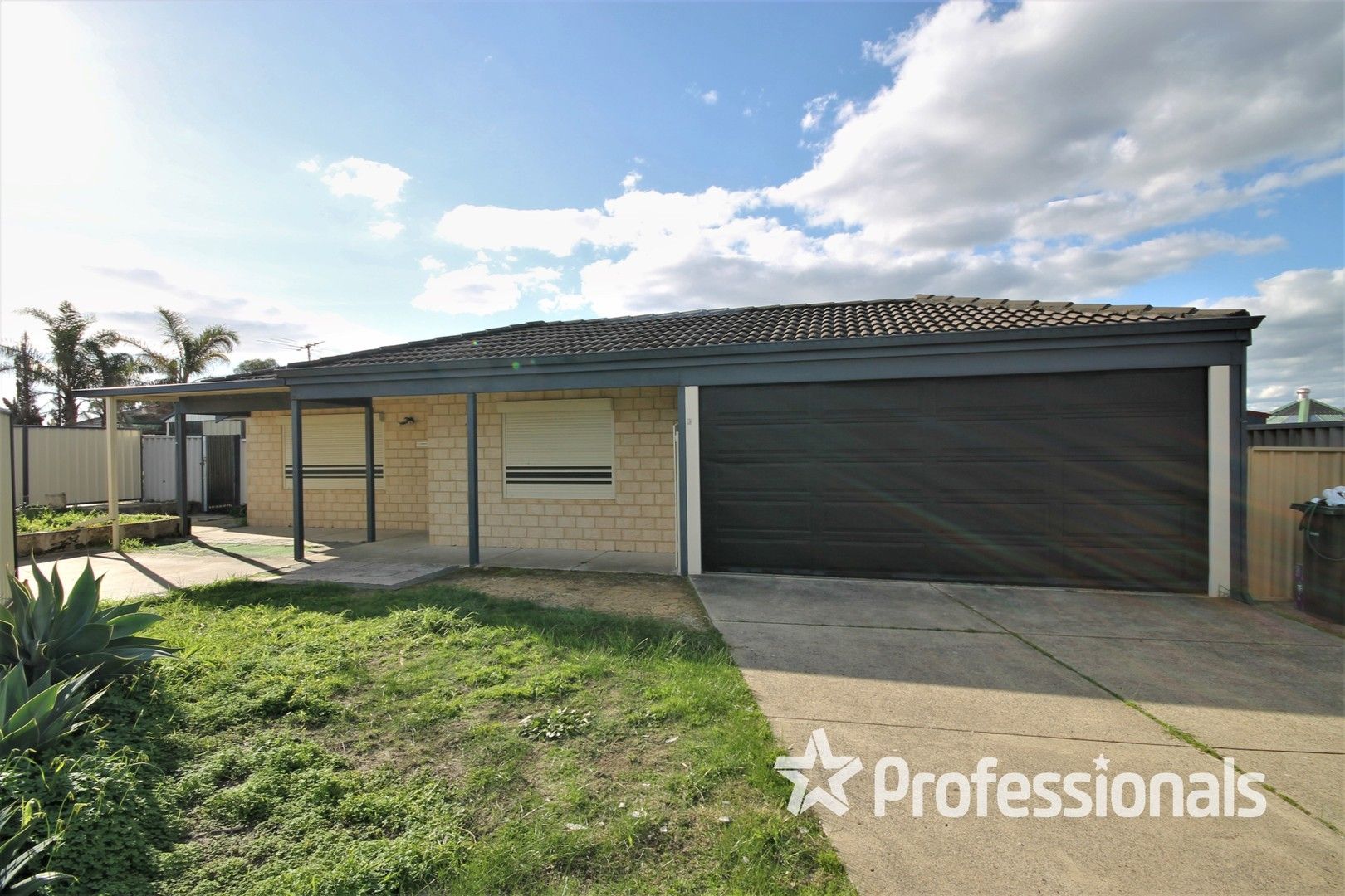 4 bedrooms House in 3 Chapman Close AUSTRALIND WA, 6233