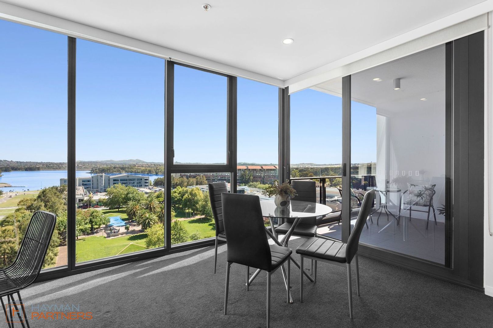 157/39 Benjamin Way, Belconnen ACT 2617, Image 2