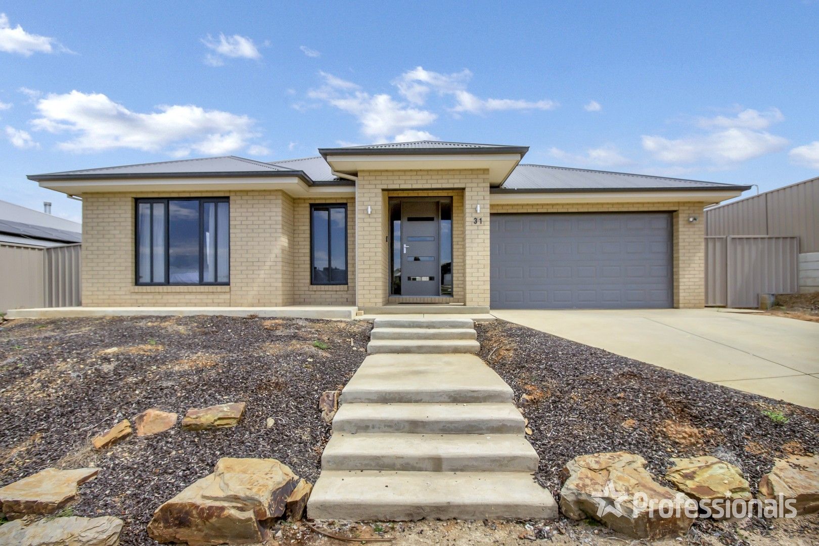 31 Watson Boulevarde, Lloyd NSW 2650, Image 0