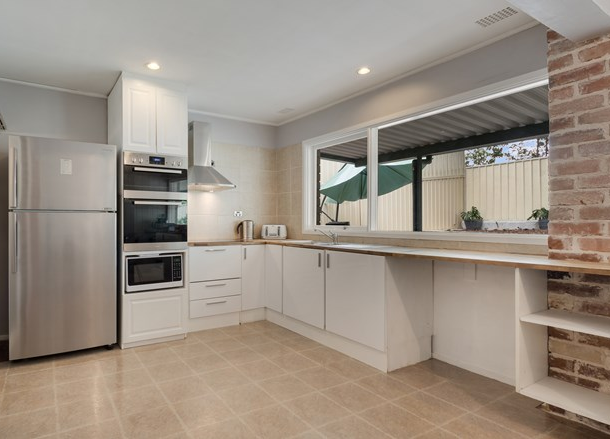 70 Fern Avenue, Bradbury NSW 2560