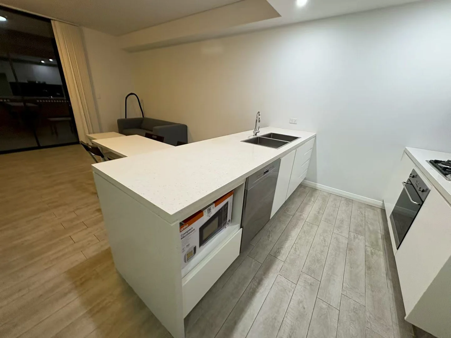 Additional image 7 of WeChat: KRL119 L1/ 99-101 Dalmeny Ave, Rosebery NSW 2018