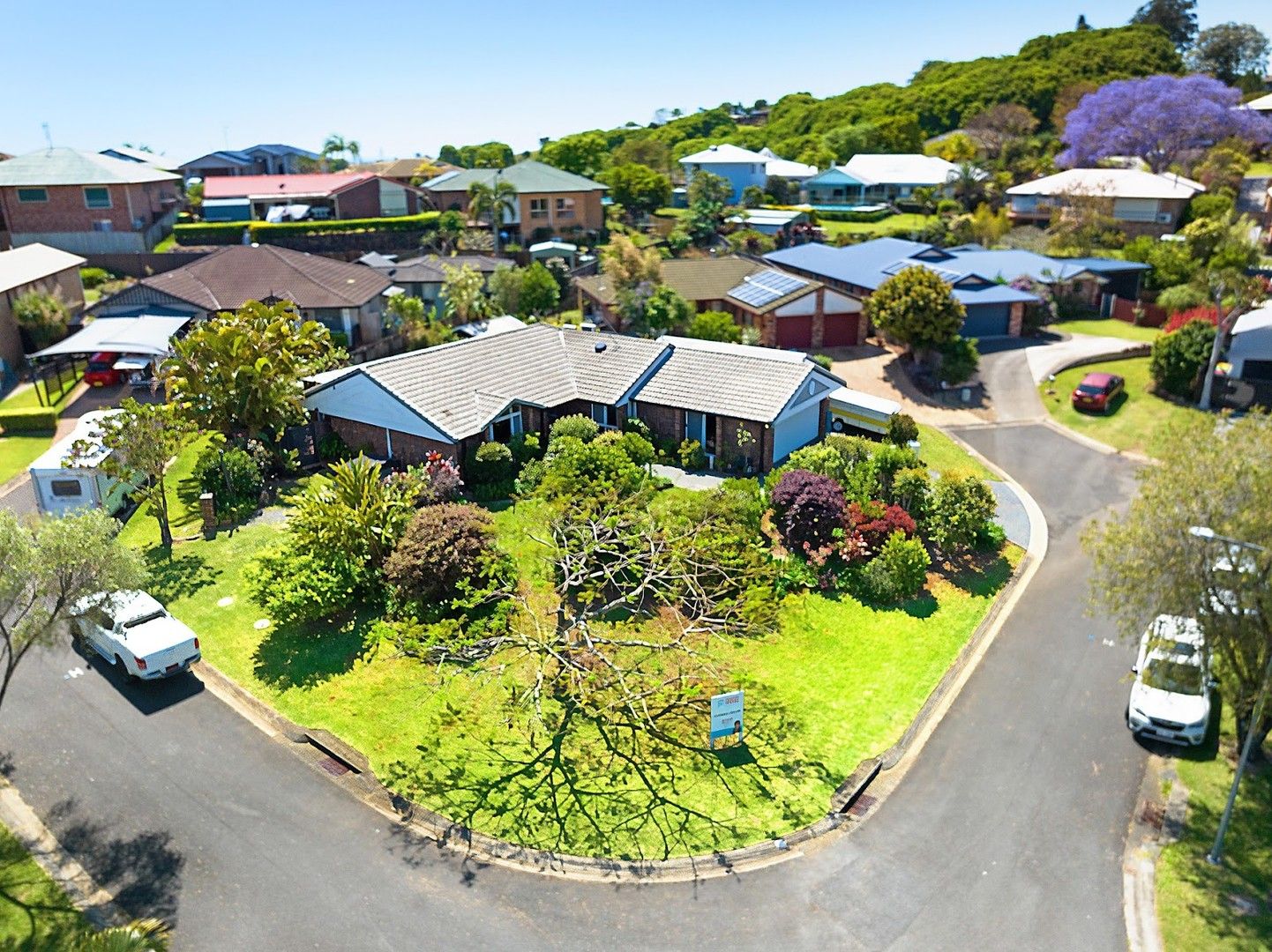 4 bedrooms House in 6 Isaacs Court TERRANORA NSW, 2486