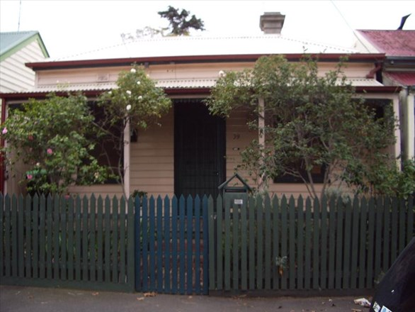 39 Robertson Street, Kensington VIC 3031