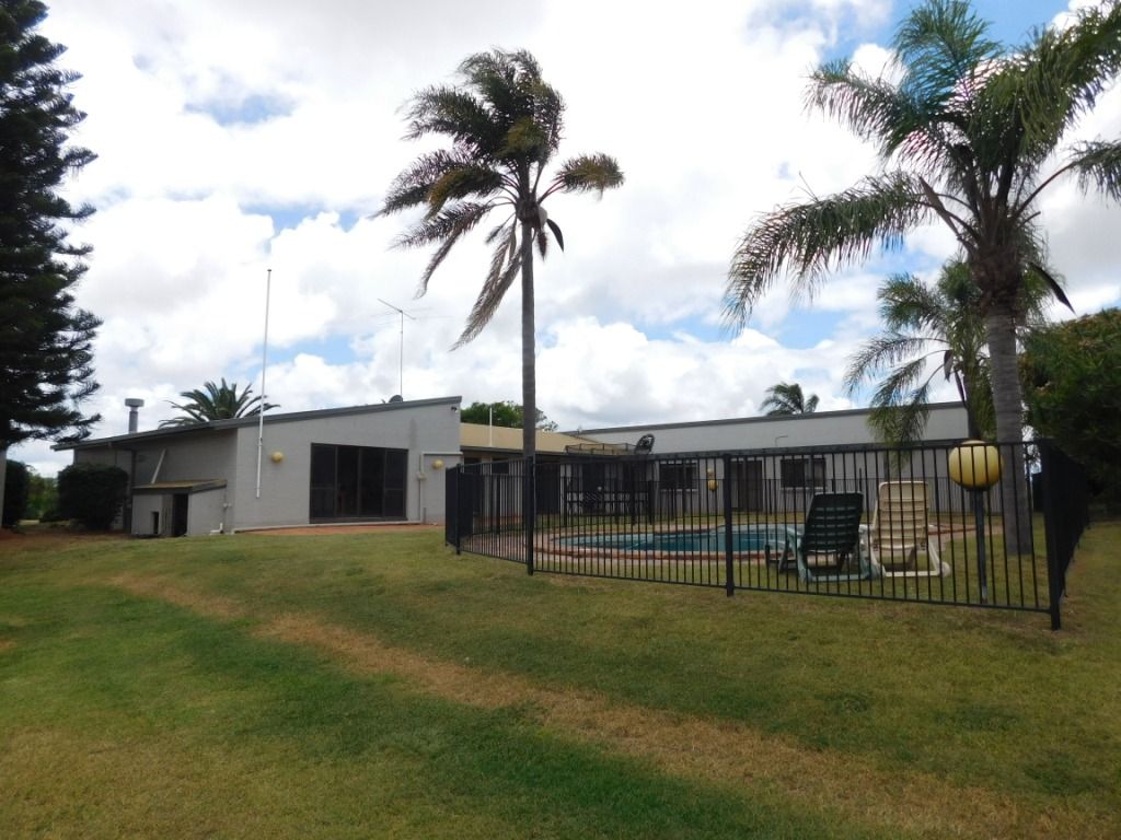 108 Phipps Street East, Nanango QLD 4615, Image 0