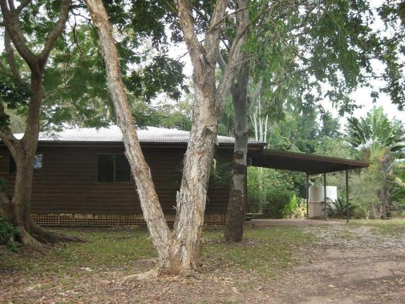 112 Toolakea Beach Road, BLUEWATER QLD 4818, Image 2