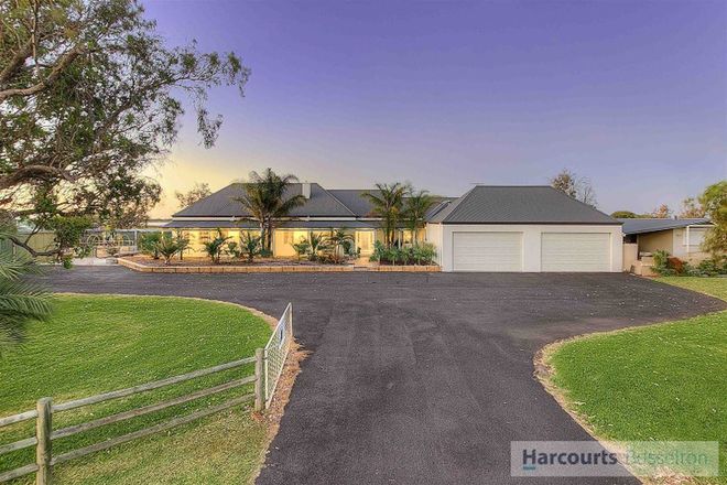 Picture of 27 Estuary Waters Drive, REINSCOURT WA 6280