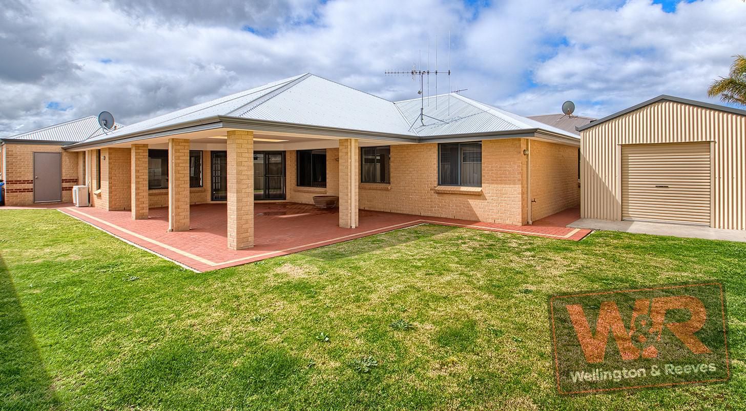 8 Grandis Way, Yakamia WA 6330, Image 0