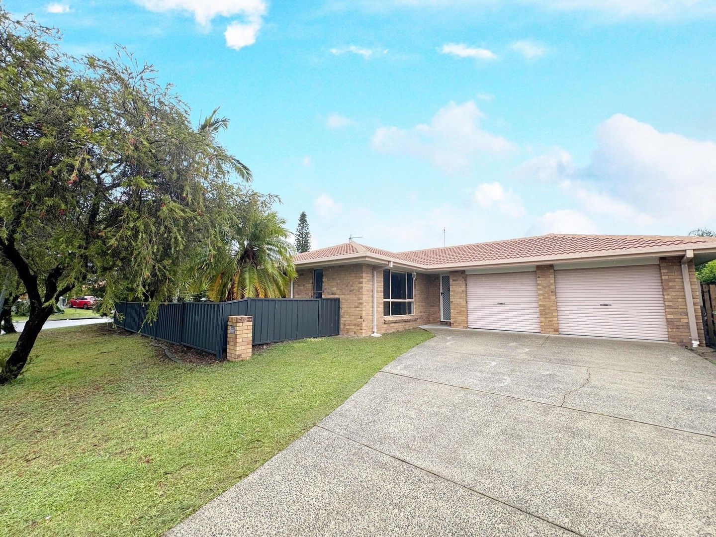 3 bedrooms House in 91 Southlake Drive VARSITY LAKES QLD, 4227