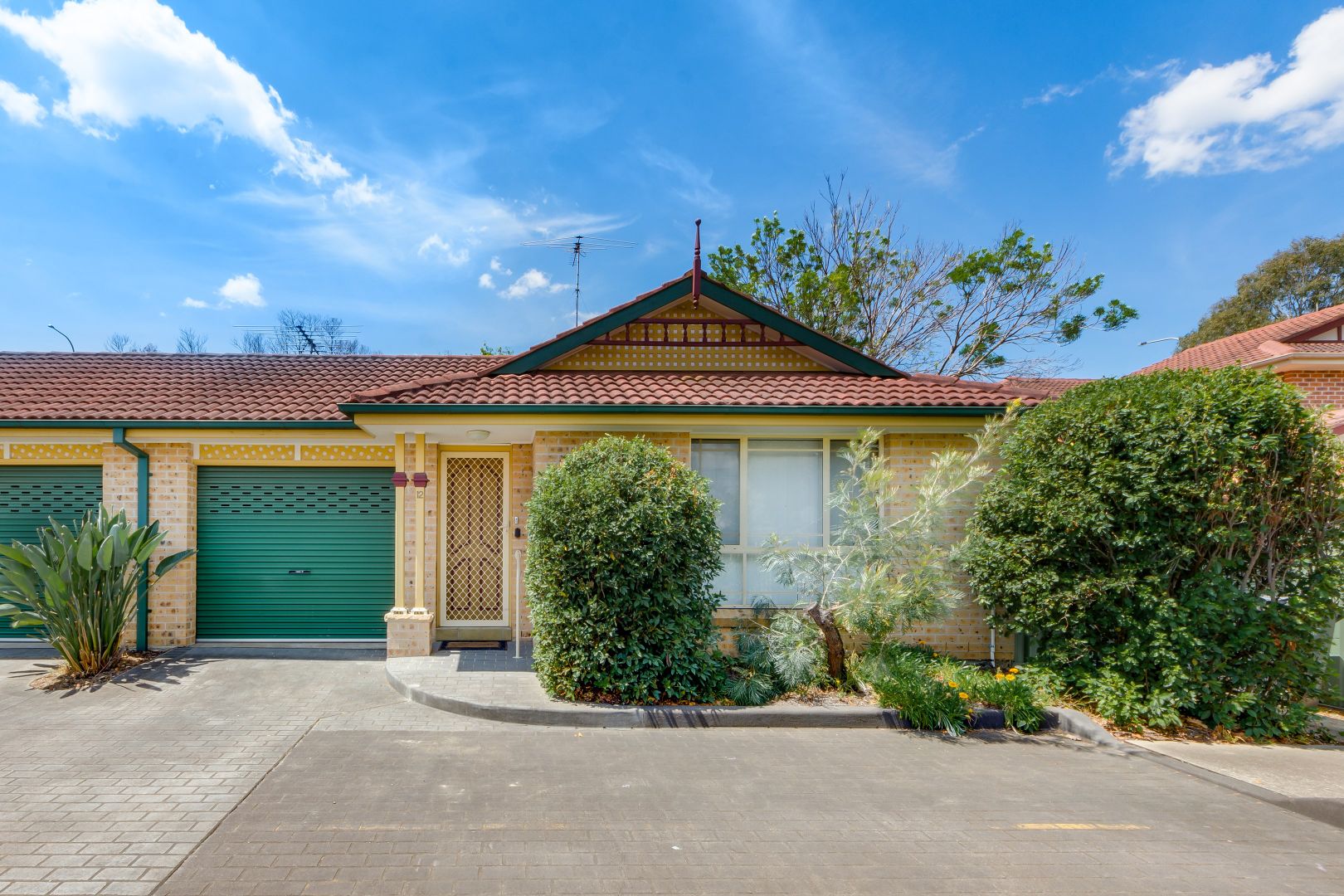 12/48 Gordon Avenue, Ingleburn Property History & Address Research