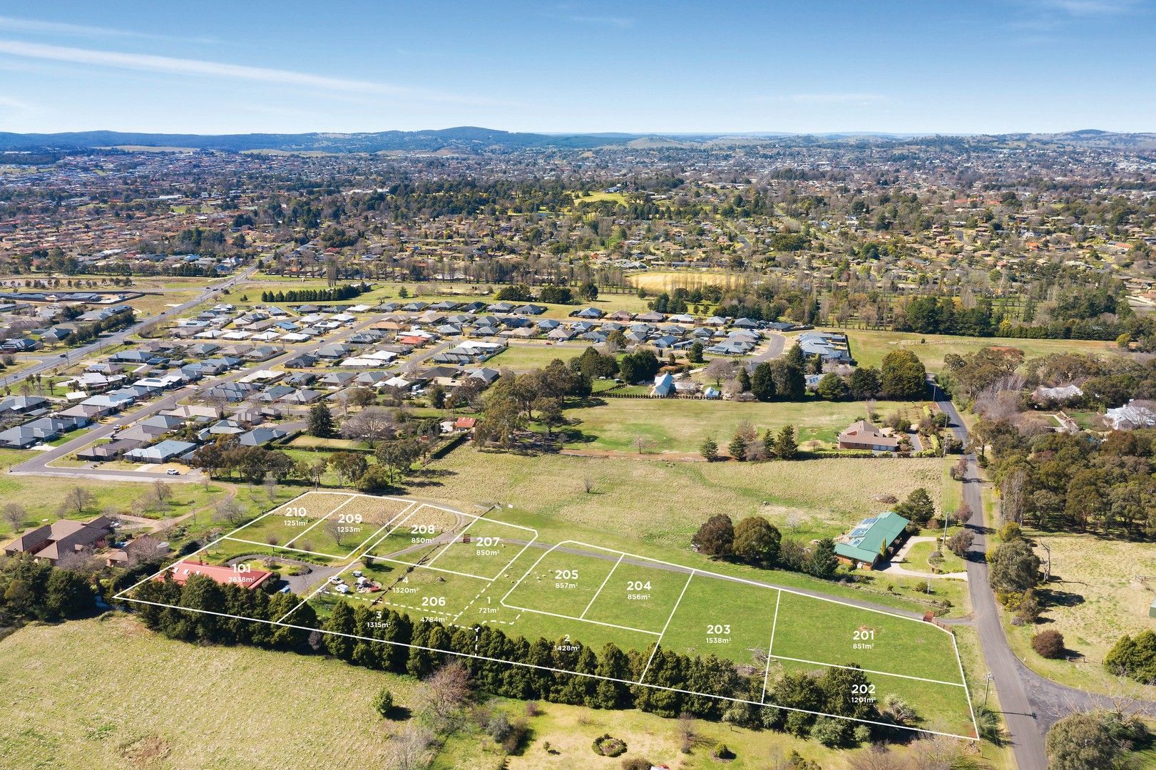 Vacant land in 207 & 208/11 Borrodell Drive, ORANGE NSW, 2800