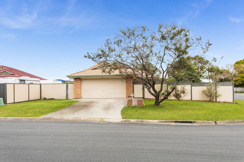 4 bedrooms House in 37 Kelliher St ROTHWELL QLD, 4022